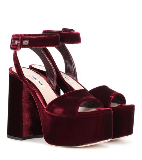 miu miu velvet sandals